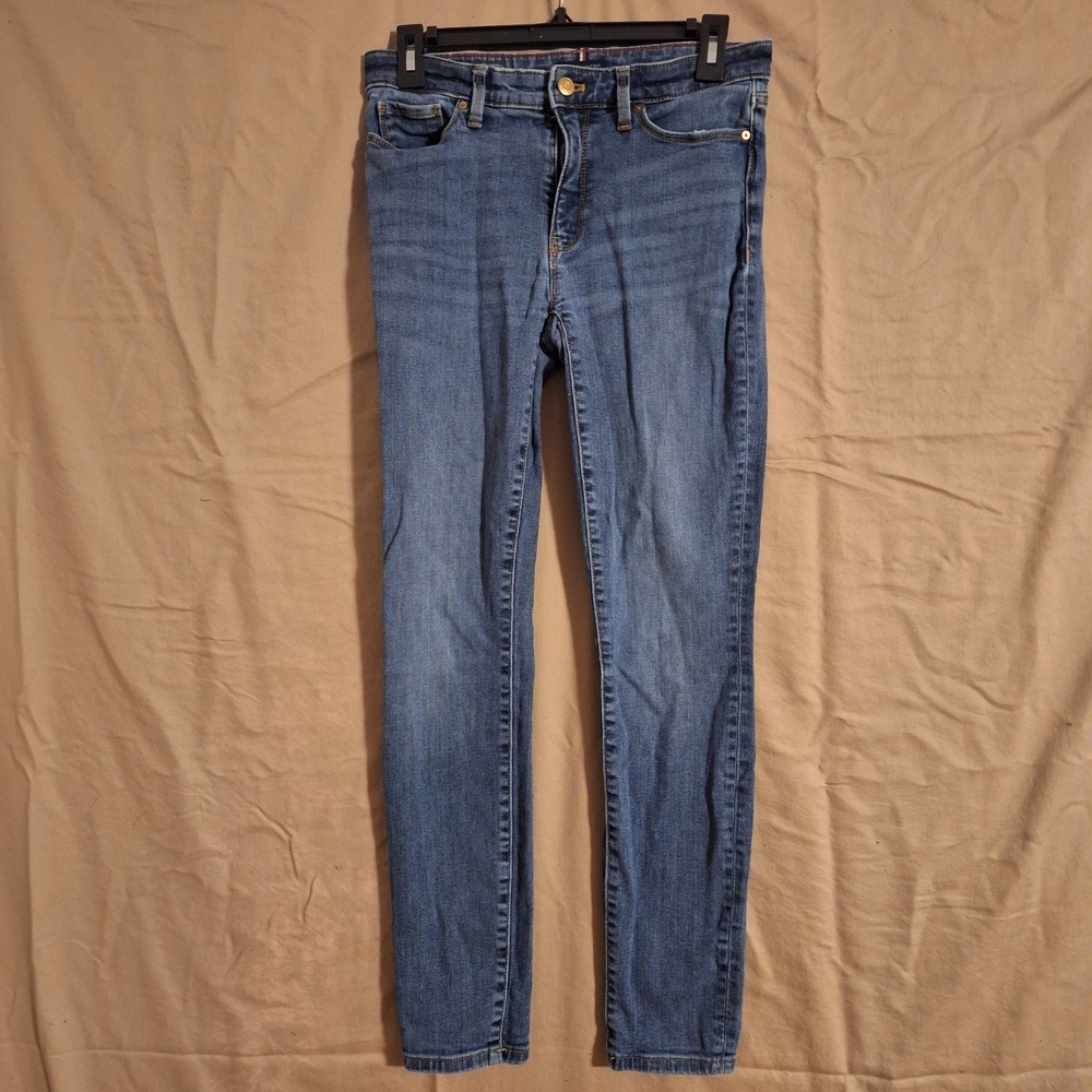 Tommy Hilfiger Women's skinny jeans medium wash gold tone button Size 4 slim fit